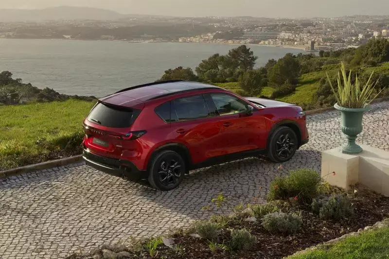 2026 Mazda CX-5 Debuts with Updated Look, Same Engine 2026 Mazda CX-5 Debuts with Updated Look, Same Engine